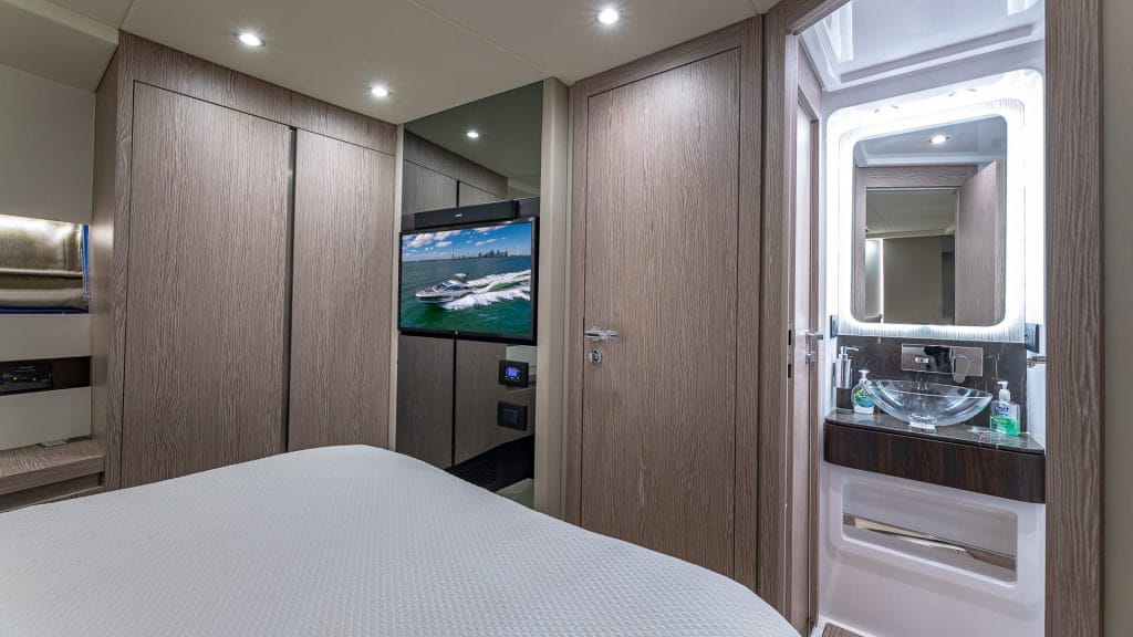 captain-m-boat-rentals-aquariu-boat-rental-best-yacht-charters-miami-33-rent-a-boat-miami