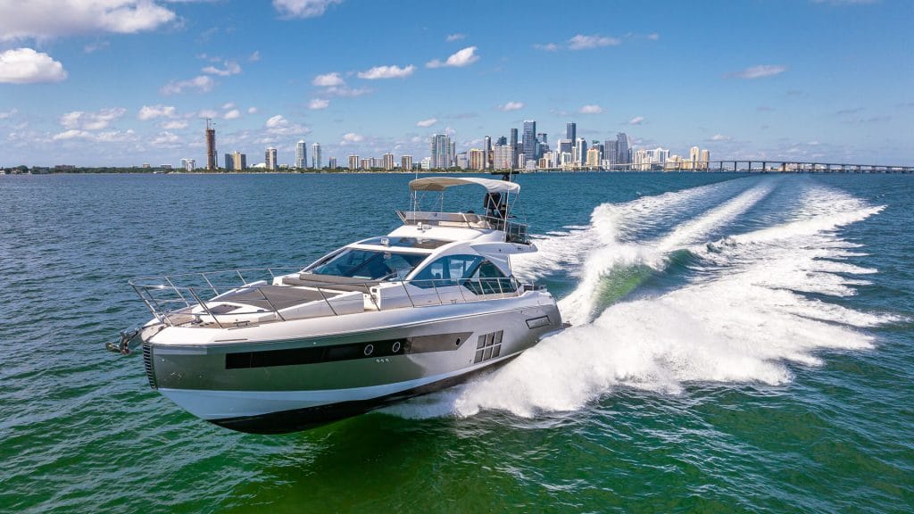 captain-m-boat-rentals-luxury-yacht-rental-miami-14-rent-a-boat-miami