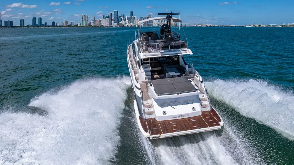 captain-m-boat-rentals-luxury-yacht-rental-miami-7-rent-a-boat-miami