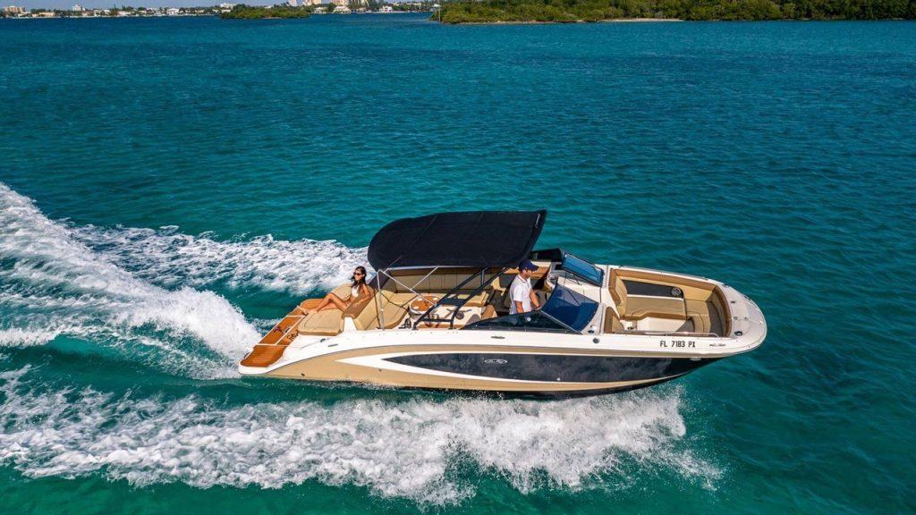 captain-m-boat-rentals-as_1737841199_miami-sightseeing-boat-tour-2023-20-1024x576-1-rent-a-boat-miami captain-m-boat-rentals-as_1737841199_miami-sightseeing-boat-tour-2023-20-1024×576-1-rent-a-boat-miami