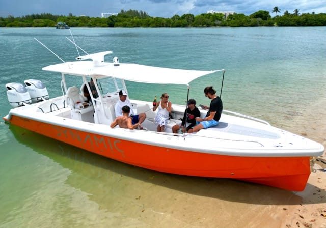 Dynamic Sport Boat to Rent in Miami